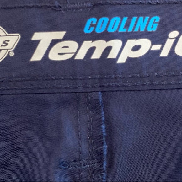 Dickies Brand men’s hybrid work shorts. NWT. Moisture wicking, flex fabric. - Picture 4 of 5